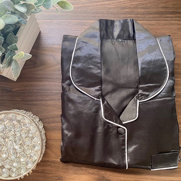 Oversized ‘Mother Of the Bride’ Sleep Shirt - Picture 2 of 2